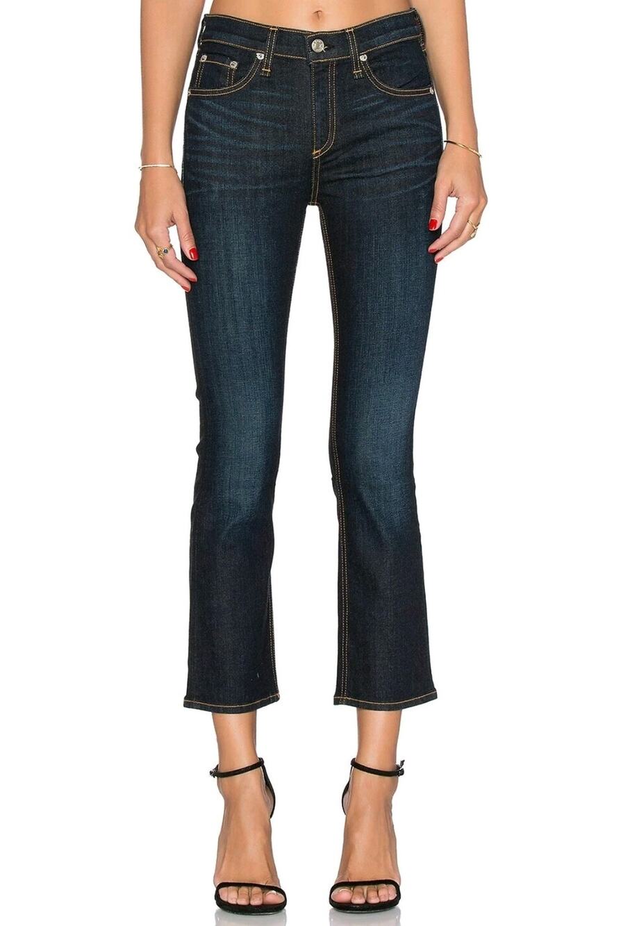 Rag & Bone Kensington 10” Crop Jeans Size 25 Dark Wash Model-off-duty